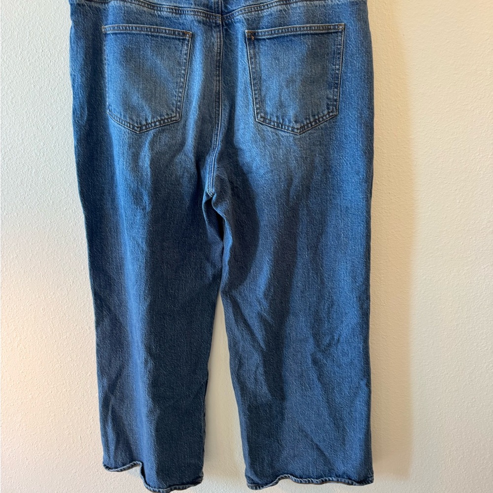 Ann Taylor Wide Leg Crop Jeans - Picture 3 of 4